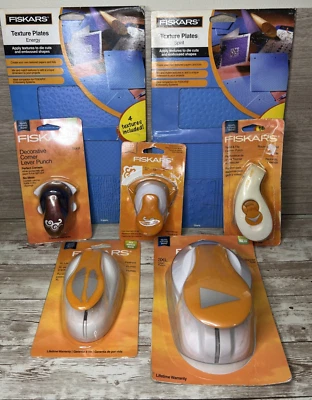 Fiskars Lot of 7 NIP Craft Paper Punchs - Templates (Paper Texture) Small to 3XL - Image 1 of 4