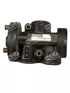 Norgren Directional Control Valve D1025C - Picture 1 of 3