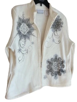 Alfred Dunner Women's Fleece Snowflake Zip Up Holiday Jacket Womens PT PL White - Image 1 of 4