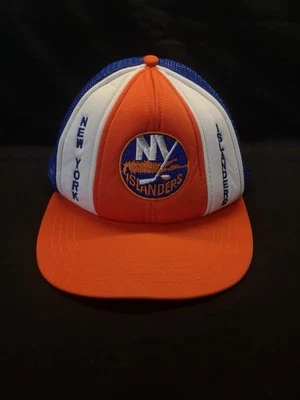 rare vintage 80’s / 90’s NEW YORK ISLANDERS trucker snapback cap NHL Hockey - Image 1 of 4