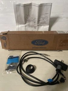 31" NOS Stainless Steel Complete Antenna for 90s FORD E150/250/350/450/550 - Foto 1 di 24