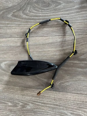 Nissan Ariya 2024 aerial GPS antenna E826R DMY9582 - Image 1 of 4