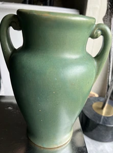 Brush McCoy Vase mit zwei Henkeln - mattgrün Kunsthandwerk Deko 8 1/8" - Bild 1 von 20