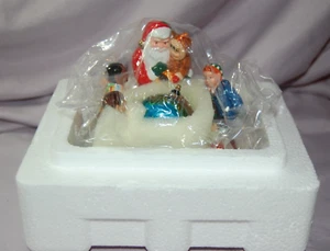 Dept 56 The Original Snow Village Santa Comes to Town 2000 #55015 Old Stock w/Bx - Picture 1 of 5