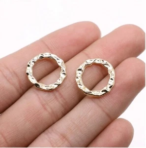 10 piezas Círculo Martillado Color Oro KC Collar Dije Polímero Arcilla Aleación - Imagen 1 de 1