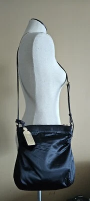 Bolso Bandolera Henri Bendel Bowery Nylon Cuero Negro Bonito Raro Único  Foto 1 de 4