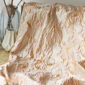 Tela jacquard tejida floral con textura Nermin - Imagen 1 de 7