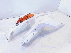 2015-2018 KTM 690 Duke White Left/Right Rear Seat Tail Section Subframe Brackets - Picture 1 of 14