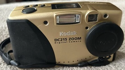 Kodak DC 215 1.0MP Digital Camera - PARTS or REPAIR - Image 1 of 4