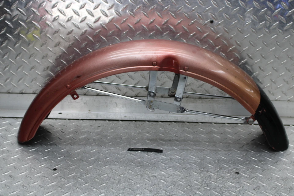 1973 年哈雷戴维森 KICKSTART Sportster 1000 XLCH 前轮挡泥板 — 第 1/4 张图片