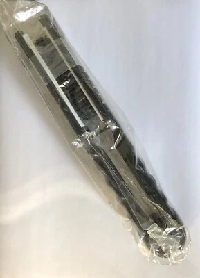 Aveda Thermal Ceramic Straightening Brush New - Image 1 of 4