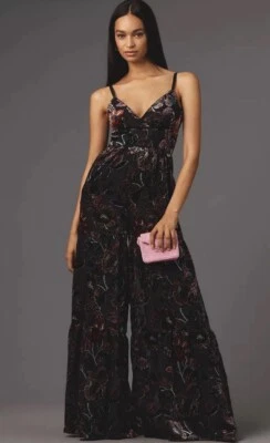 Nuevo con etiquetas Mono Anthropologie Hutch Terciopelo Floral Pierna Ancha - Talla 2 Foto 1 de 4