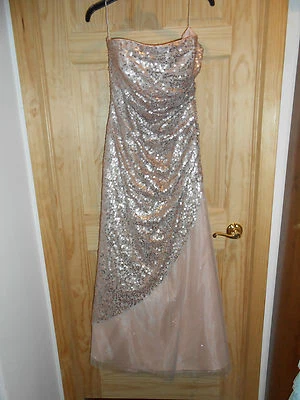 NUEVO Vestido Largo Formal Desnudo Rosa Tostado Tul Lentejuelas Sin Tirantes talla 13/14 Elegante Foto 1 de 4