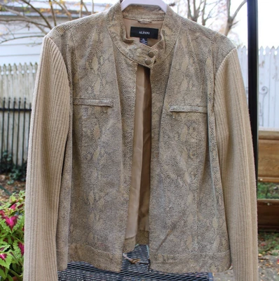 Chaqueta corta Alfani talla XL de cuero con estampado de leopardo y cremallera mangas tejidas acanaladas Foto 1 de 4