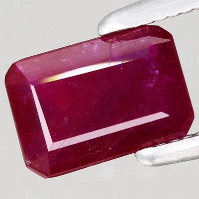 0.7ct Octagon 6.4x4.5mm Natural Heated Red Ruby, Africa Gemstone - Image 1 of 4