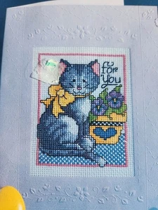 Cross Stitch Kit Cute Kitty With Pot Of Pansies Greeting Card #817 Design Works - Picture 1 of 3