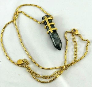 STELLA & DOT “Legend” Pendant Necklace Gray Quartz Crystal Gold Tone - Picture 1 of 9
