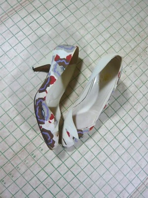 BaRgAiN BiN: DELMAN vintage principios de los 60 cuero + tela tacones altos 9,5 N Foto 1 de 4