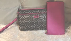 COACH Large WRISTLET Pink FUCHSIA W Pouch 52423 Clutch Rare! 9x 6! - Picture 1 of 15