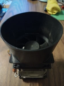 Intel Socket 478 Chłodnica procesora - Zdjęcie 1 z 2