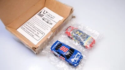 Juego de 2 coches de carreras Nascar Twin Pac HO Slot Cars Life Like #88 y 24 en caja Foto 1 de 4