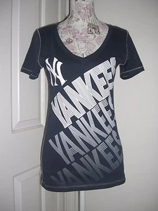 New York Yankees MLB Baseball Women's V-Neck Glitter T-Shirts, S-M-L, NWT! - Picture 1 of 4