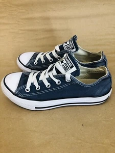 Converse Chuck Taylor All Star Shoes Youth Size 1 Blue Canvas Low Top Classic  - Picture 1 of 8