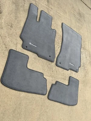 Tapete de assoalho 2000-2006 Mercedes-Benz genuíno W215 CL55 AMG CL500 CL600 FABRICANTE DE EQUIPAMENTO ORIGINAL💯 - Imagem 1 de 4