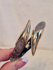 Bracciale ALEXIS BITTAR Kinshasa coccodrillo marrone LUCITE ACCENTI A PUNTA ORO - Foto 1 di 11