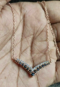 1 kt runder Schliff Laborgefertigt Schokolade Diamant V-Form Anhänger 14k Roségold plattiert - Bild 1 von 5