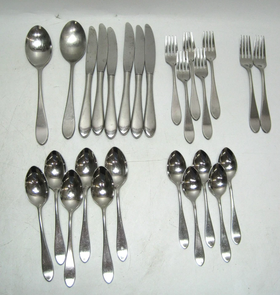 Cubiertos 27 piezas Gorham Georgetown-antiguos de acero inoxidable con mango satinado Foto 1 de 3