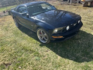 2007 Ford Mustang GT - Picture 1 of 13