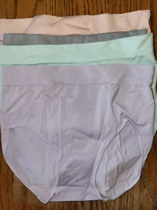 Damen Carole Hochman nahtloser Slip 4 Paar kleine S - Bild 1 von 1