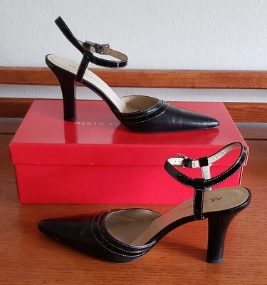 Anne Klein Punta Gatito Tacón Eslinga Trasera Cuero Negro Talla 7.5 Super Lindo Foto 1 de 4