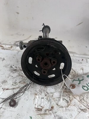 2000-2004 Volkswagen Jetta Power Steering Pump 4cyl 2.0 , 1.8 - Image 1 of 4