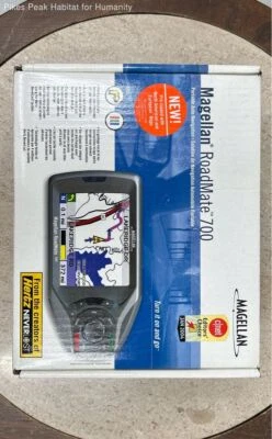 Magellan RoadMate 700 Navigation “NeverLost” MPN: 980652-03 - Image 1 of 4