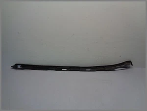 Mercedes W208 CLK Dichtung Zwisch Seitenteil Schweller HINTEN LINKS 2086987130 - Picture 1 of 2