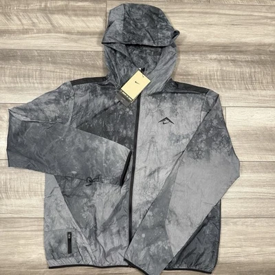 Nike Trail Women's Repel Running Jacket Lightweight LARGE FN6853-010 NEW $120 - Image 1 of 4