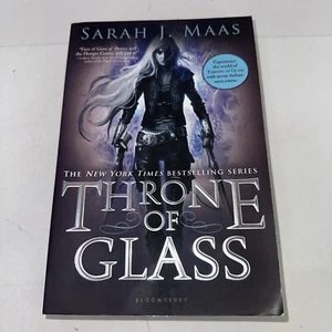 Throne of Glass by Sarah J. Maas (2013, Paperback) Original OOP Cover Style - Picture 1 of 3