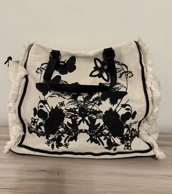 Bolsa Tote Grande de Lona Preto Tan BCBGeneration (sem alça longa) - Imagem 1 de 4