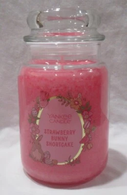 Yankee Candle Large Jar 22 oz 110-150 hrs STRAWBERRY BUNNY SHORTCAKE - Image 1 of 4
