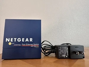 NETGEAR PROSAFE 5-PORT 10/100 ETHERNET SWITCH FS105 v2 W/AC ADAPTER - Picture 1 of 4