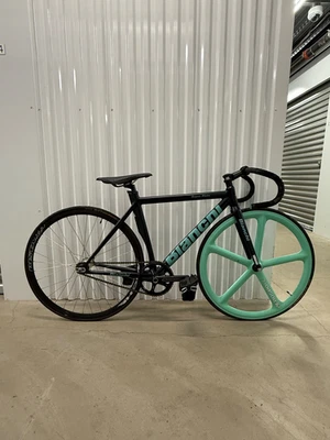 49厘米Bianchi Super Pista田径自行车罕见黑色带Celeste刻字 — 第 1/4 张图片