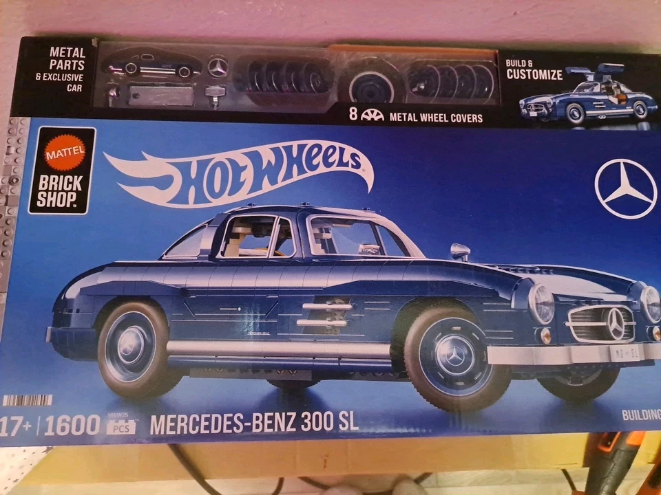 Mattel Brick Shop Hot Wheels - Mercedes-Benz 300 SL - 1600 Pieces - In Stock