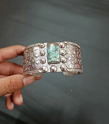 Hermoso Brazalete de Regalo Ajustable de Plata de Ley con Gemas Turquesa de Cobre Foto 1 de 4