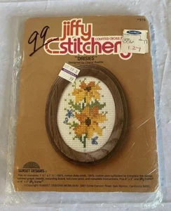 Jiffy Stitchery Counted Cross Stitch Kit DAISIES #916 NEW - Picture 1 of 2