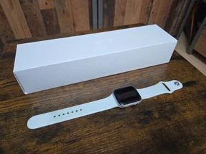 Apple Watch Series 5 – 44 mm – LTE – inkl. Armbänder – Batterie verbraucht - Zdjęcie 1 z 4