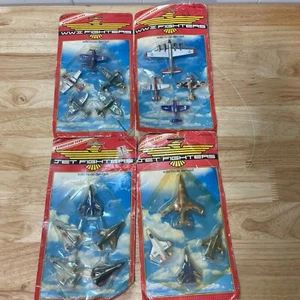 Vintage Tootsietoy Jet Fighters & WWII Fighters 1989 lot of 4 - Picture 1 of 24