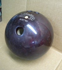 Vintage Columbia 300 Yellow Dot Burgundy Bowling Ball "BOB"