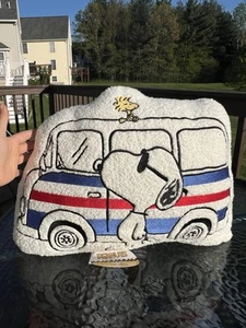 Peanuts Snoopy Patriotic 4th of July Woodstock Van Sherpa Decorative Pillow NEW - Picture 1 of 7